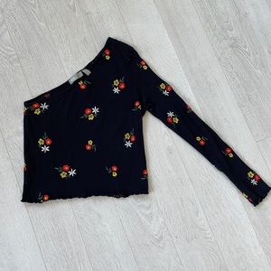 One shoulder floral long sleeve